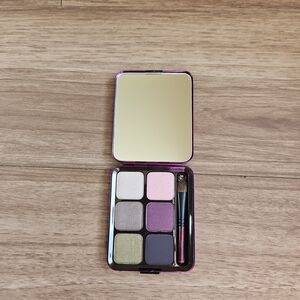 MAC Cosmetics Delight Eyeshadow Palette - Pink, Purple